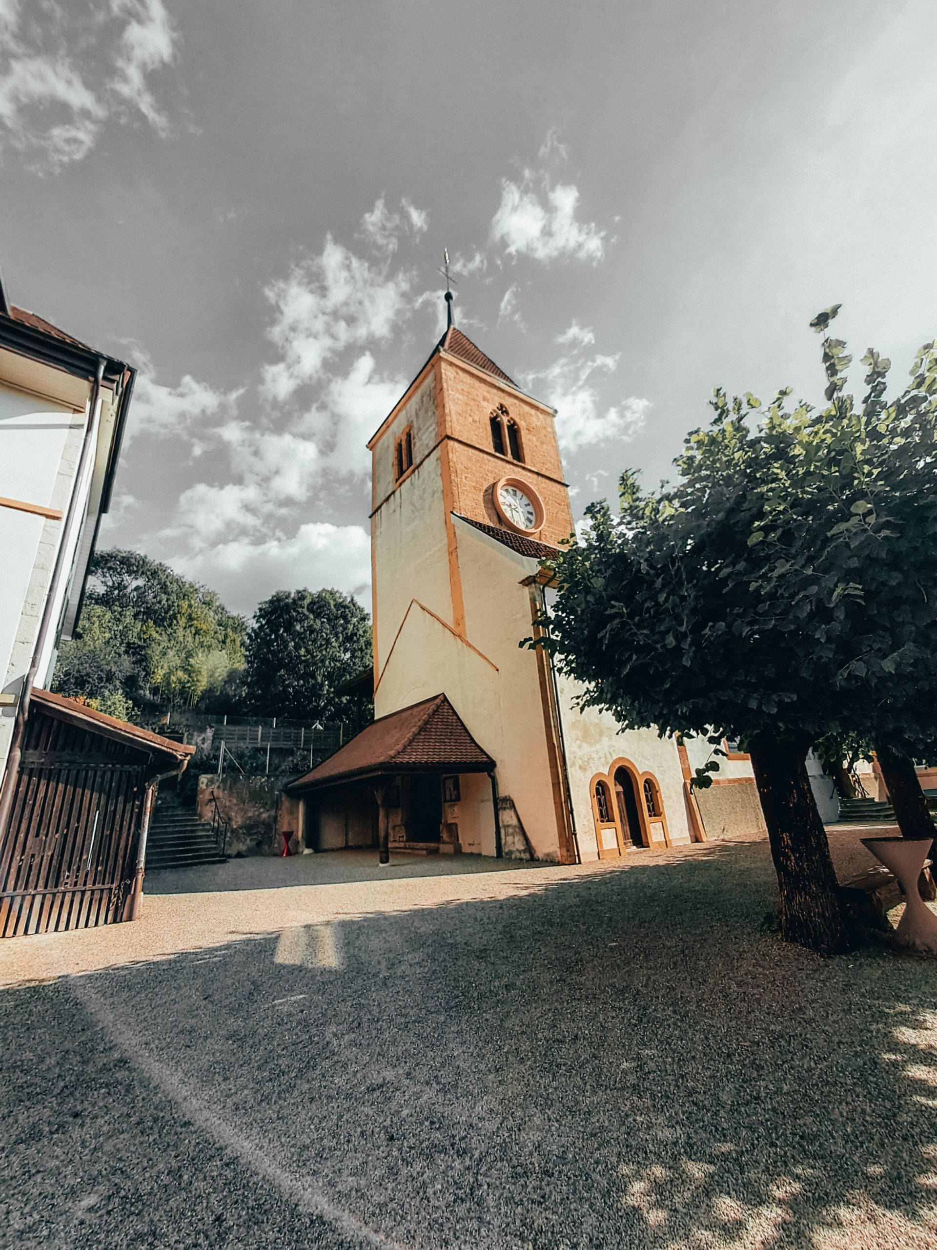 Temple Saint-Aubin